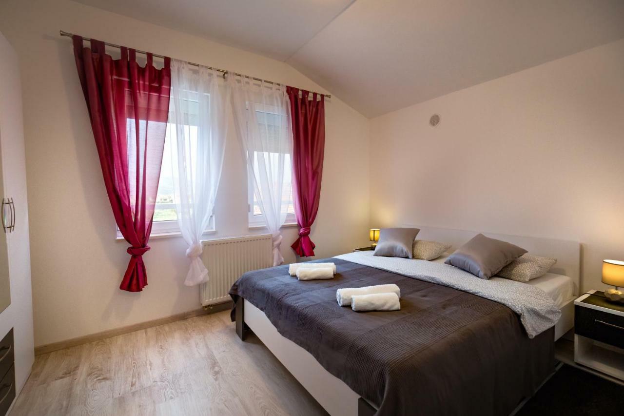Arenta Apartments Metković Buitenkant foto